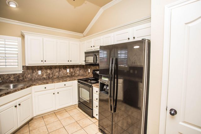 9801 Iola Avenue, Lubbock, TX 79424