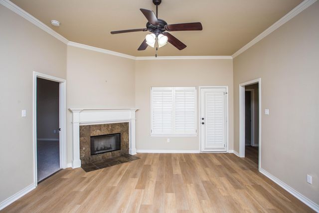 9801 Iola Avenue, Lubbock, TX 79424