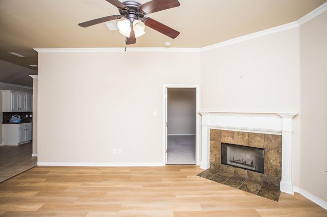 9801 Iola Avenue, Lubbock, TX 79424