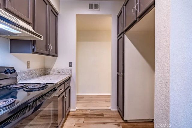 5744 E Creekside Avenue 60, Orange, CA 92869