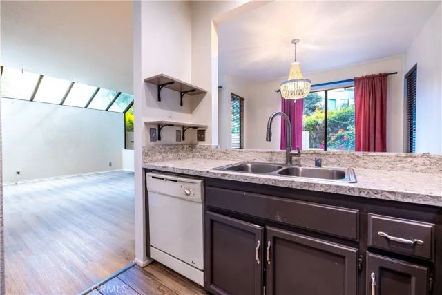 5744 E Creekside Avenue 60, Orange, CA 92869