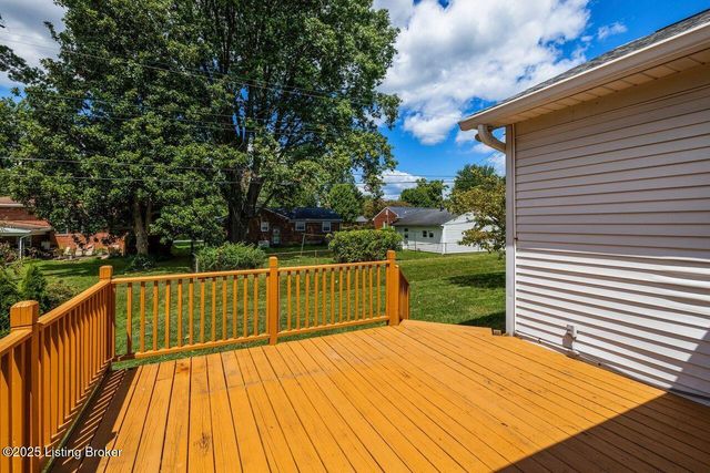 1826 Arboro Pl, Louisville, KY 40220