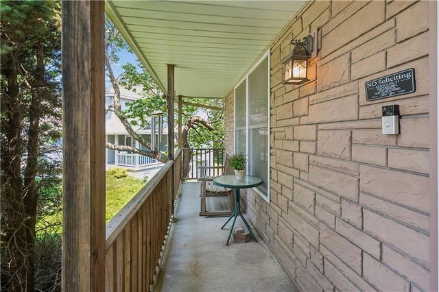 1007 NE 106th Court, Kansas City, MO 64155
