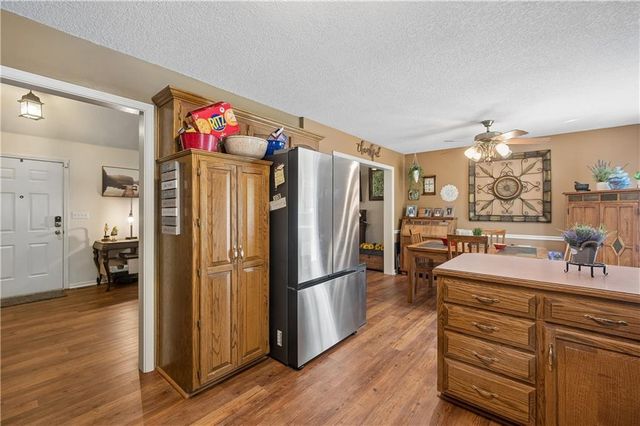 1007 NE 106th Court, Kansas City, MO 64155