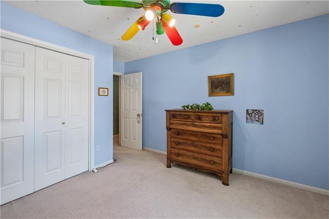 1007 NE 106th Court, Kansas City, MO 64155