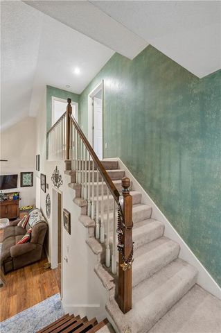 1007 NE 106th Court, Kansas City, MO 64155