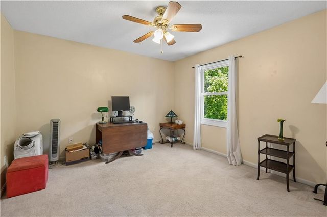 1007 NE 106th Court, Kansas City, MO 64155
