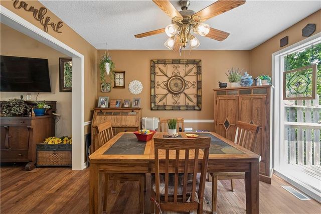 1007 NE 106th Court, Kansas City, MO 64155