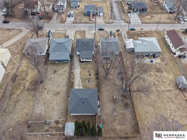 5320 S 52nd Street, Omaha, NE 68117