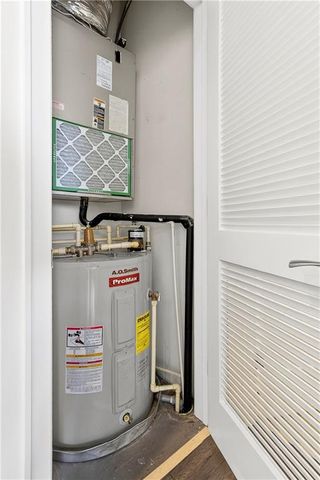 3325 NE Piedmont NE Road 1710, Atlanta, GA 30305