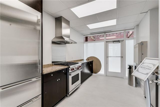 3325 NE Piedmont NE Road 1710, Atlanta, GA 30305