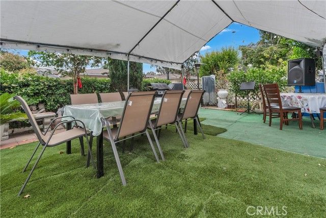 5231 Clara Street, Cudahy, CA 90201