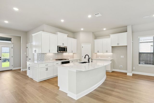 4605 Lyre Leaf Drive, Fort Worth, TX 76036