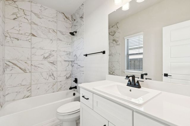 4605 Lyre Leaf Drive, Fort Worth, TX 76036