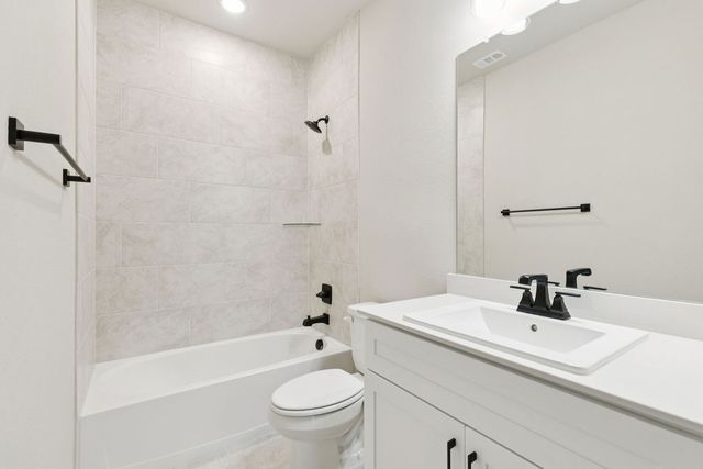 4605 Lyre Leaf Drive, Fort Worth, TX 76036