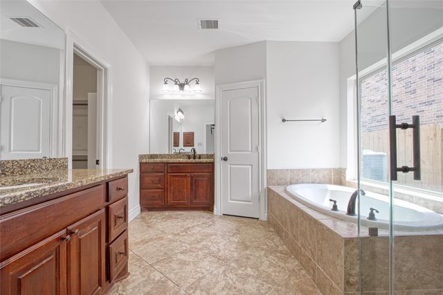 5914 Ravens Mill Court, Sugar Land, TX 77479