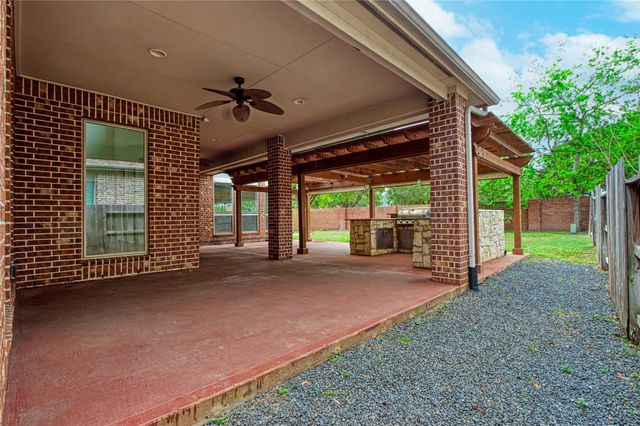 5914 Ravens Mill Court, Sugar Land, TX 77479