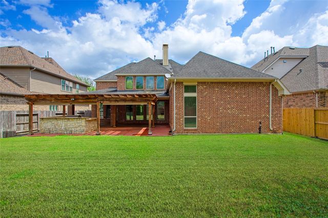 5914 Ravens Mill Court, Sugar Land, TX 77479