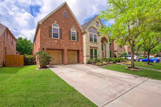 5914 Ravens Mill Court, Sugar Land, TX 77479