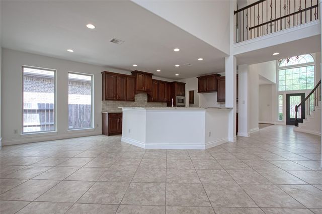 5914 Ravens Mill Court, Sugar Land, TX 77479