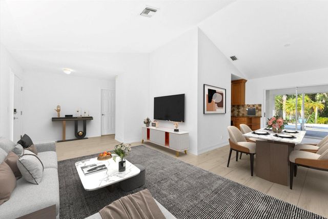 13461 72nd Court N, The Acreage, FL 33412