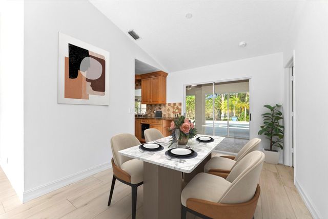 13461 72nd Court N, The Acreage, FL 33412