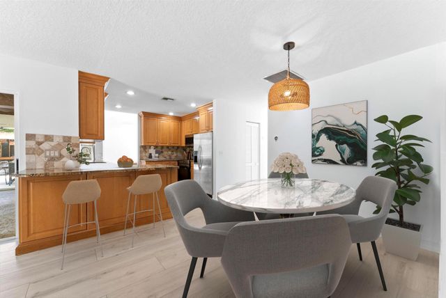 13461 72nd Court N, The Acreage, FL 33412