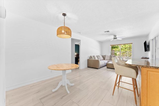 13461 72nd Court N, The Acreage, FL 33412