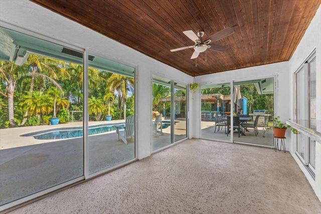 13461 72nd Court N, The Acreage, FL 33412