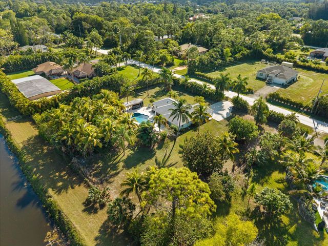 13461 72nd Court N, The Acreage, FL 33412