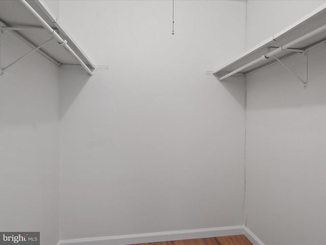 1544 HIDDENBROOK DR, Herndon, VA 20170