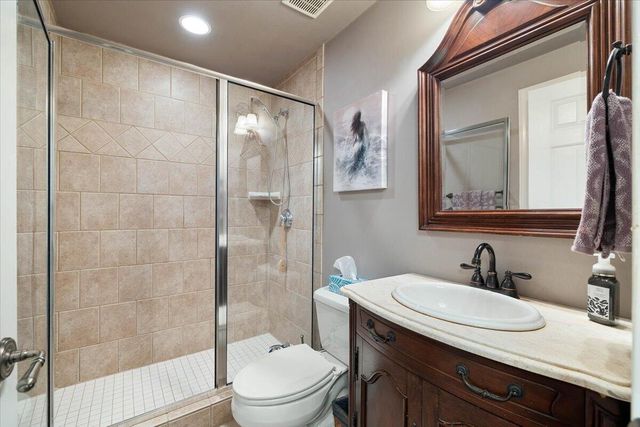 5177 Arrowhead TRL, Salem, VA 24153