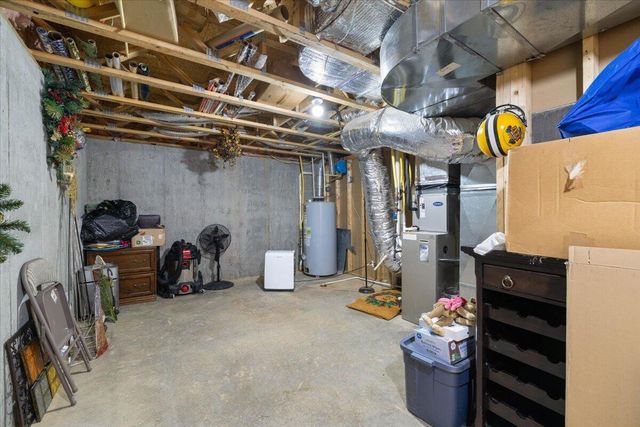 5177 Arrowhead TRL, Salem, VA 24153