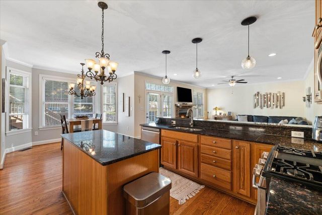 5177 Arrowhead TRL, Salem, VA 24153