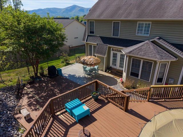 5177 Arrowhead TRL, Salem, VA 24153