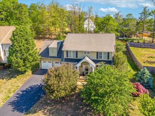 5177 Arrowhead TRL, Salem, VA 24153