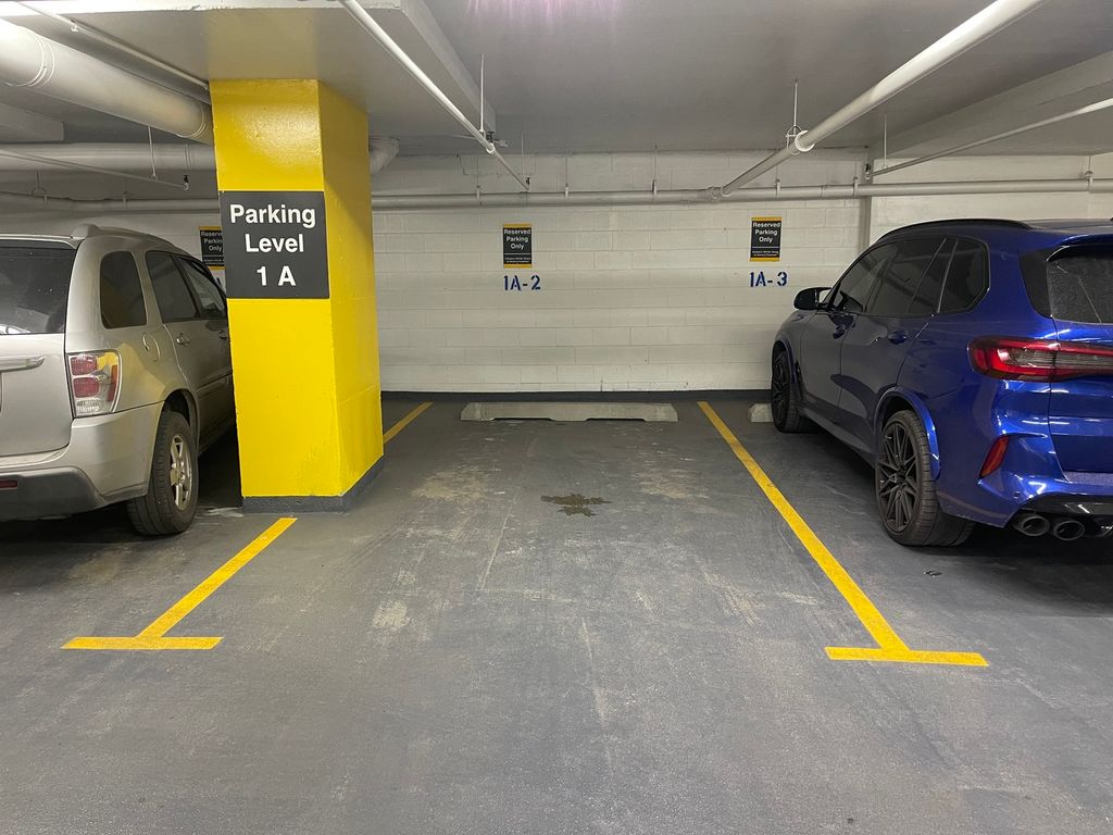 111 E Chestnut Street 1A-2, Chicago, IL 60611