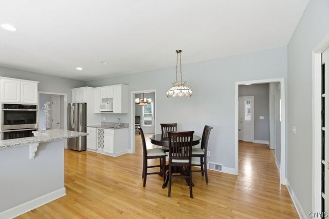 7204 Mint Wood Lane, Manlius, NY 13066