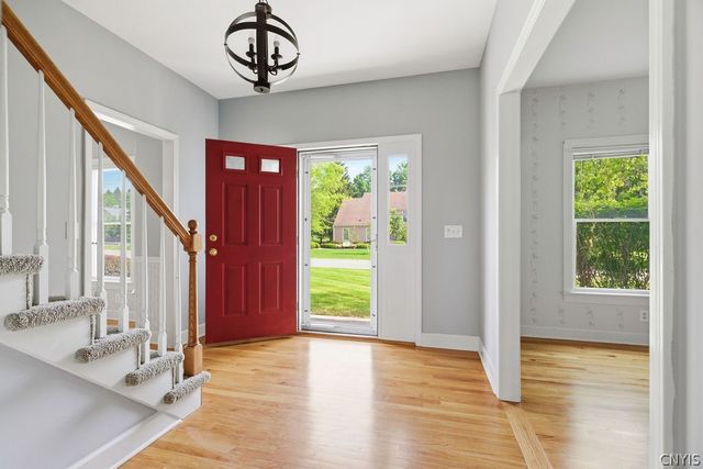 7204 Mint Wood Lane, Manlius, NY 13066