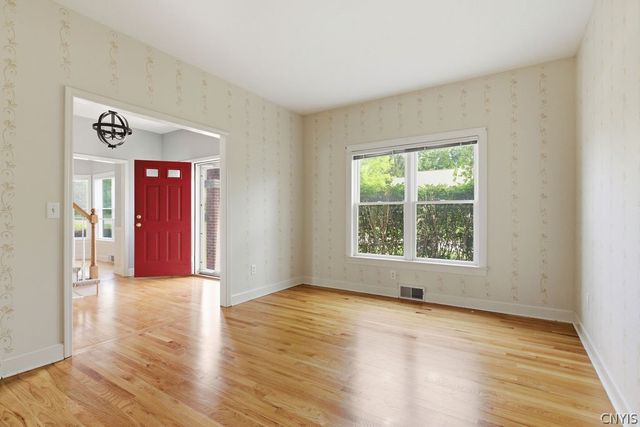 7204 Mint Wood Lane, Manlius, NY 13066