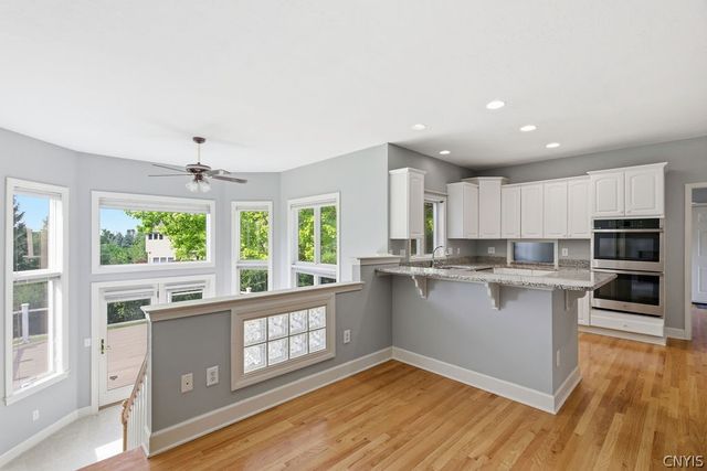 7204 Mint Wood Lane, Manlius, NY 13066