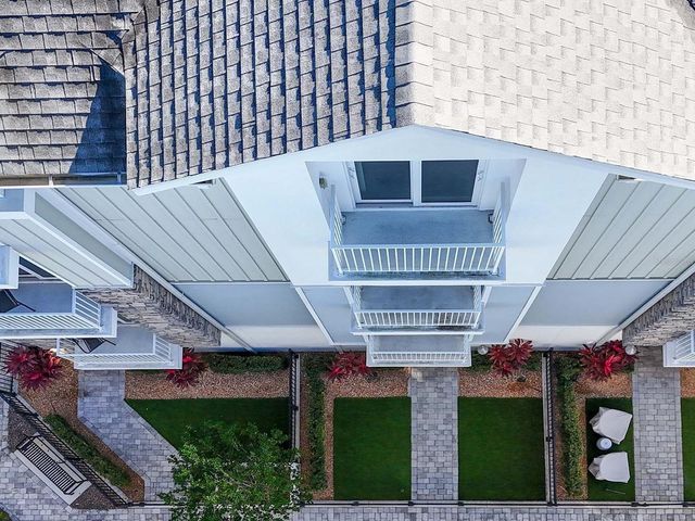 516 LAUREL PARK DRIVE, Sarasota, FL 34236