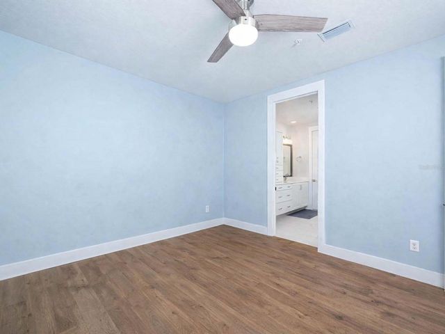 516 LAUREL PARK DRIVE, Sarasota, FL 34236