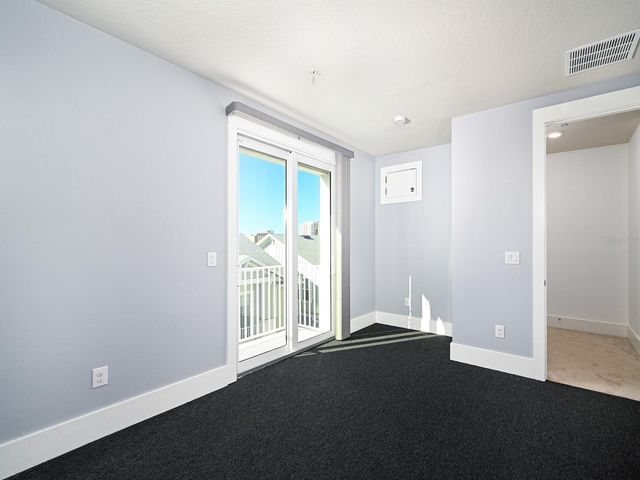 516 LAUREL PARK DRIVE, Sarasota, FL 34236