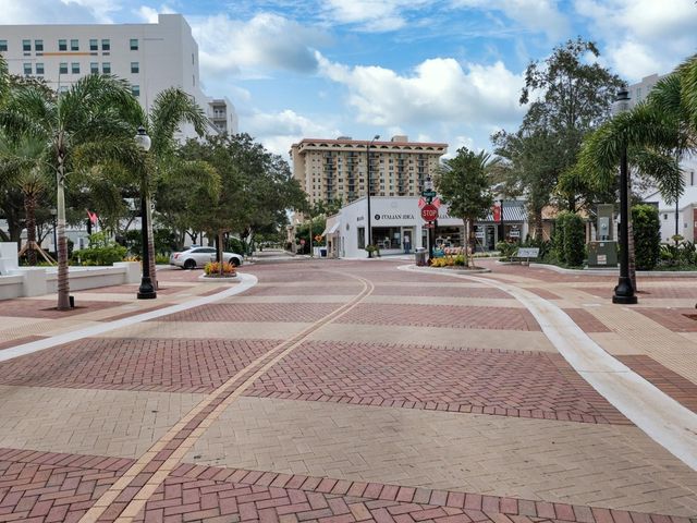 516 LAUREL PARK DRIVE, Sarasota, FL 34236