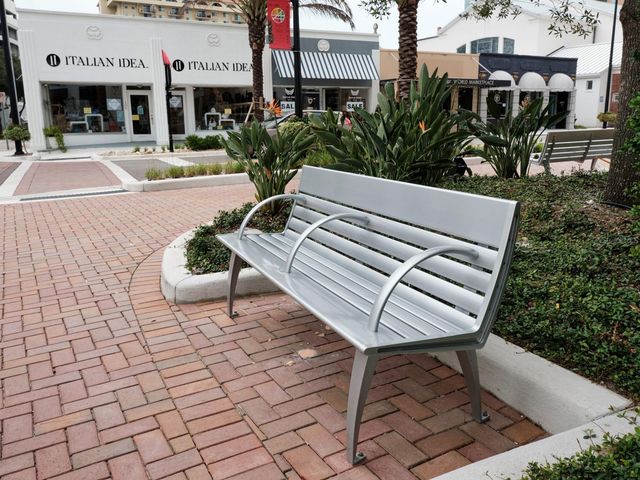 516 LAUREL PARK DRIVE, Sarasota, FL 34236