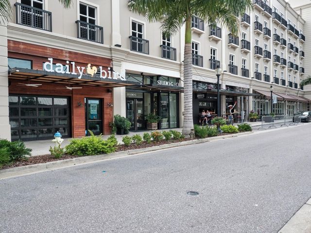 516 LAUREL PARK DRIVE, Sarasota, FL 34236