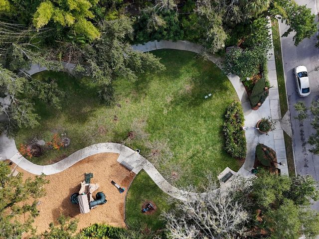 516 LAUREL PARK DRIVE, Sarasota, FL 34236