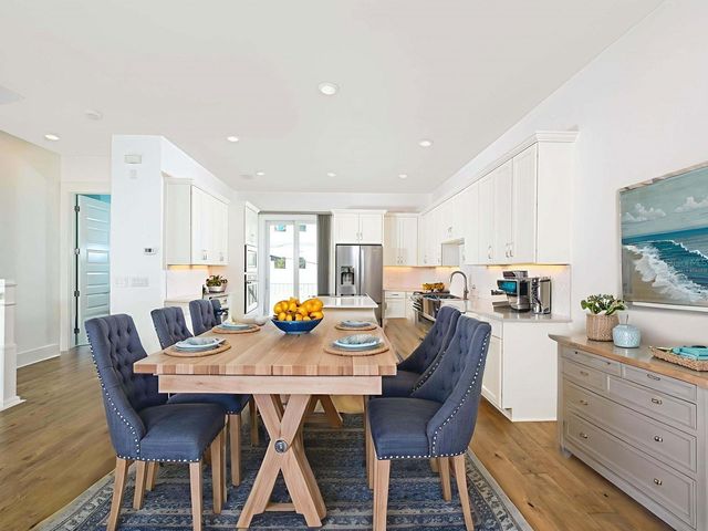 516 LAUREL PARK DRIVE, Sarasota, FL 34236