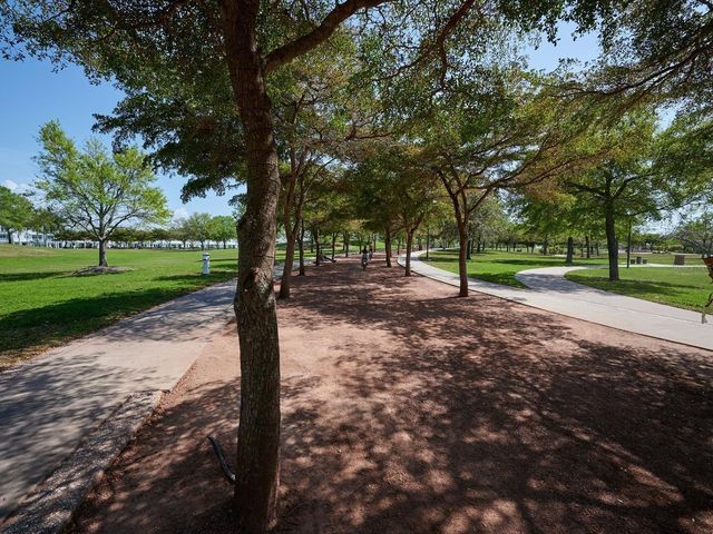 516 LAUREL PARK DRIVE, Sarasota, FL 34236